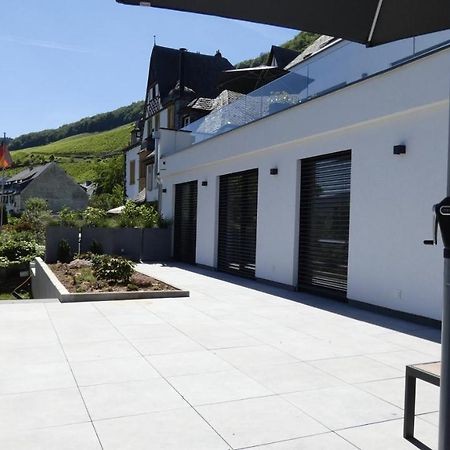 Moselufer Apartments Ürzig Exteriör bild
